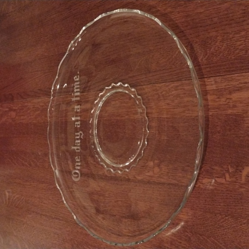 Crystal Round Serving Platter "One Day At A Time" (b500)